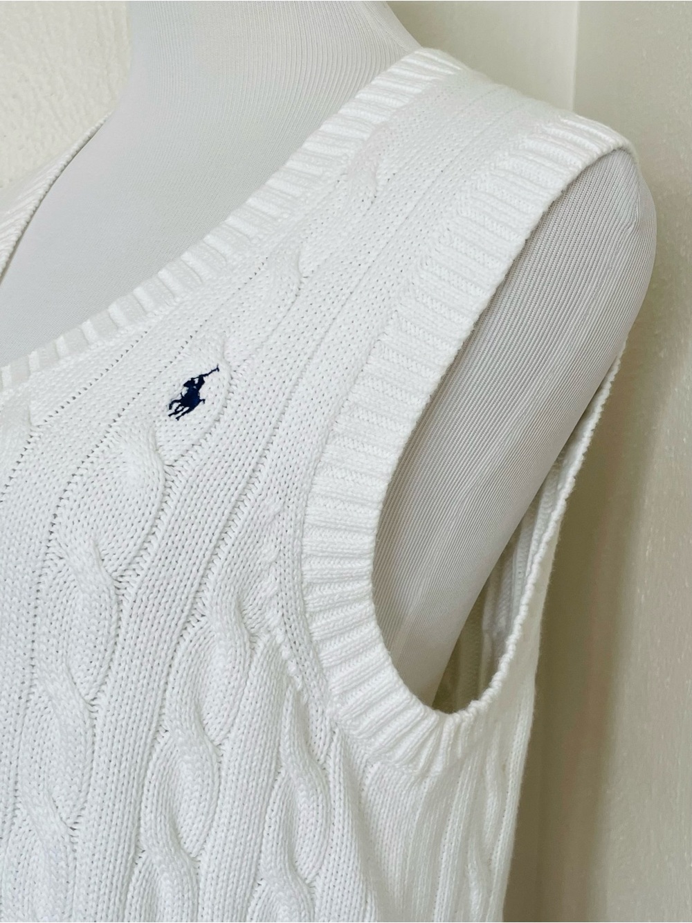 NWOT Polo Ralph Lauren White Cable-Knit Cotton Sweater Vest Medium - Picture 5 of 12